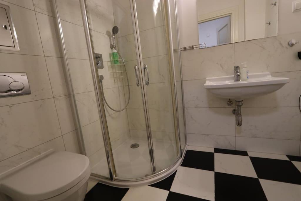 Fantastic Waw - Kp22 Room C Варшава Экстерьер фото